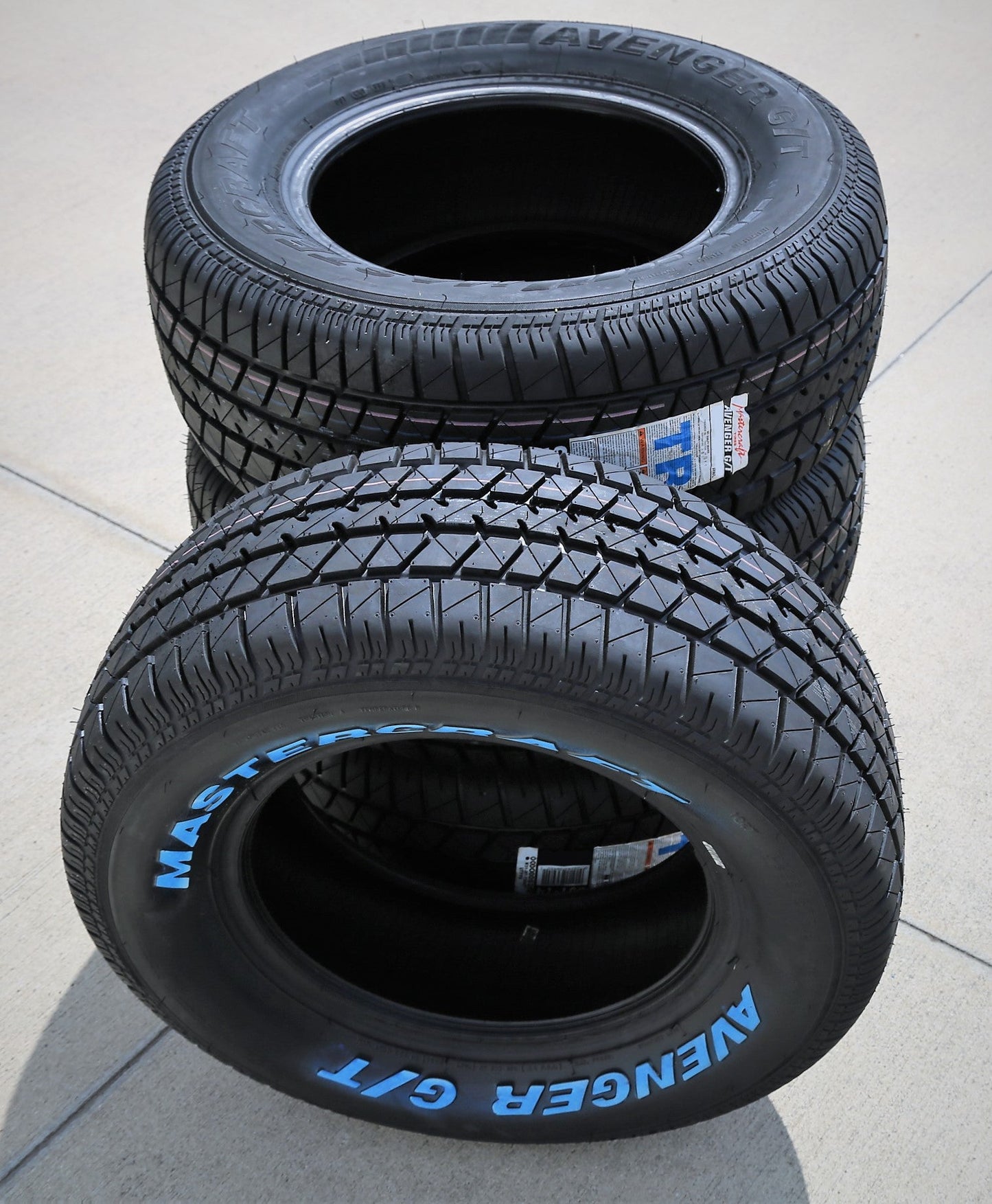 2025 Mastercraft Avenger G/T 235/70R15 102T AS All Season A/S Neumático